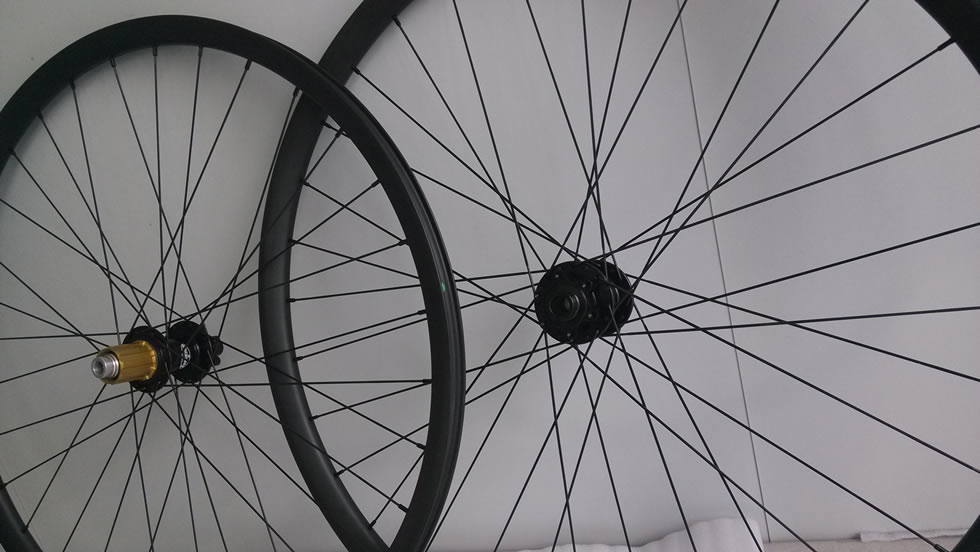 MTB Hand-built Endro Downhill 650B Wheelset 35mm wide 27.5er wheels tubeless ready