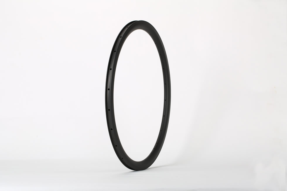 Carbon road bike out width 25.00mm inner width 18.00mm depth 38mm rim 700C clincher